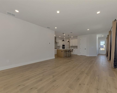 2821 Marrakesh Lane - Photo Thumbnail 18