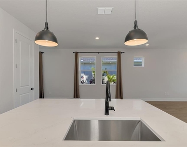 2821 Marrakesh Lane - Photo Thumbnail 15