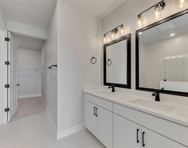 2821 Marrakesh Lane - Photo Thumbnail 23
