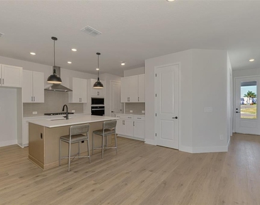 2821 Marrakesh Lane - Photo Thumbnail 11