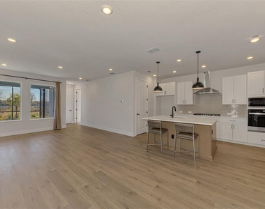 2821 Marrakesh Lane - Photo Thumbnail 10