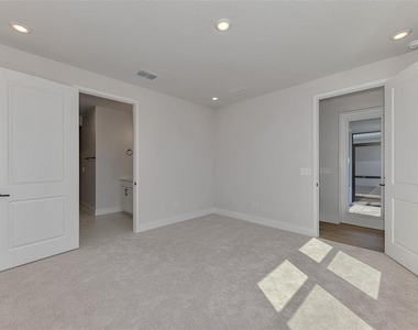 2821 Marrakesh Lane - Photo Thumbnail 22