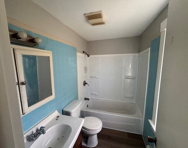 618 Farnsworth Ave - Photo Thumbnail 4