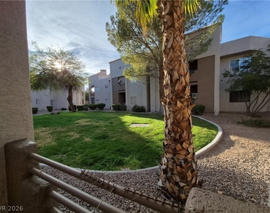 6885 Tamarus Street - Photo Thumbnail 3