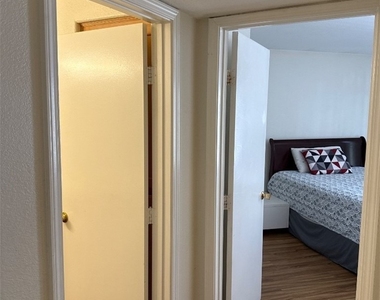 4555 E Sahara Avenue - Photo Thumbnail 15