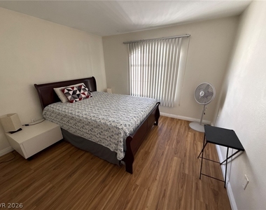 4555 E Sahara Avenue - Photo Thumbnail 18