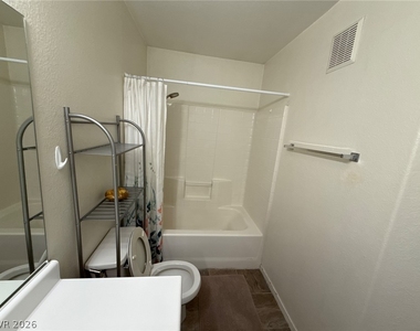 4555 E Sahara Avenue - Photo Thumbnail 17