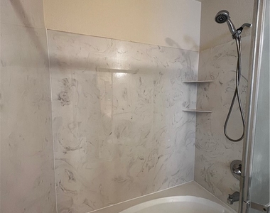 7570 Flamingo Road - Photo Thumbnail 8