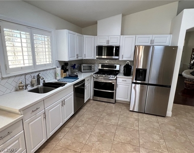 2420 Rocky Brook Street - Photo Thumbnail 3