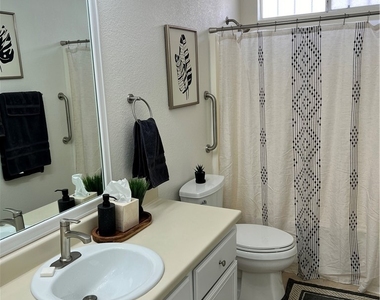 2420 Rocky Brook Street - Photo Thumbnail 8