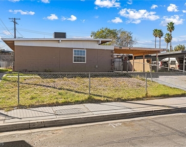 2204 S 15th Street - Photo Thumbnail 15