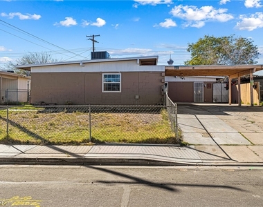 2204 S 15th Street - Photo Thumbnail 1