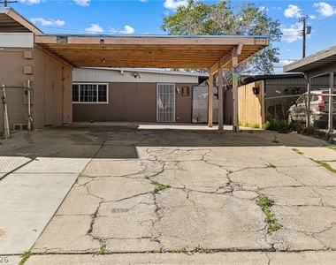 2204 S 15th Street - Photo Thumbnail 2