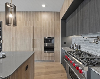 8475 Michael Cherry Avenue - Photo Thumbnail 13