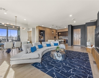 8475 Michael Cherry Avenue - Photo Thumbnail 2