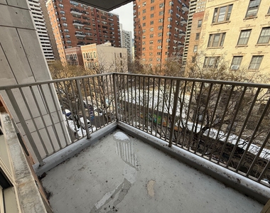 50 West 93rd Street - Photo Thumbnail 2