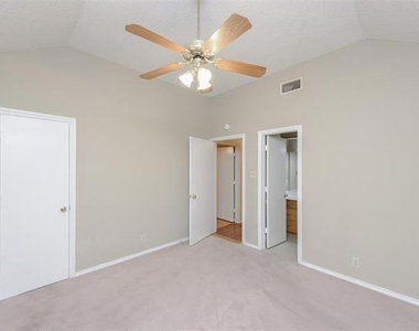 1902 Lee Drive - Photo Thumbnail 13