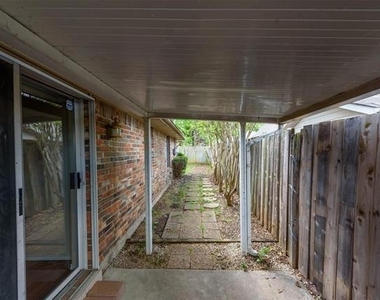 1902 Lee Drive - Photo Thumbnail 18
