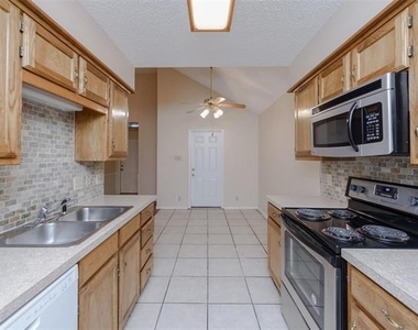 1902 Lee Drive - Photo Thumbnail 9