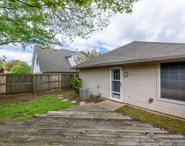 1902 Lee Drive - Photo Thumbnail 23