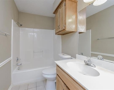 1902 Lee Drive - Photo Thumbnail 11
