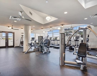 2600 W 7th Street - Photo Thumbnail 18