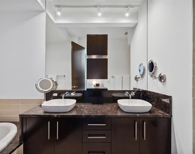 2600 W 7th Street - Photo Thumbnail 10