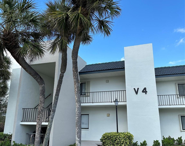 1605 Us Highway 1 V-4 - Photo Thumbnail 16