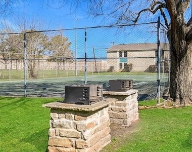 601 Bellaire Drive - Photo Thumbnail 13