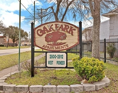 2800 W Pioneer Drive - Photo Thumbnail 1