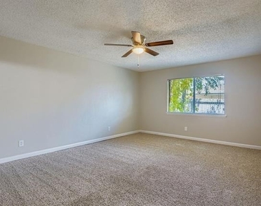 9117 Fairmont Circle - Photo Thumbnail 17
