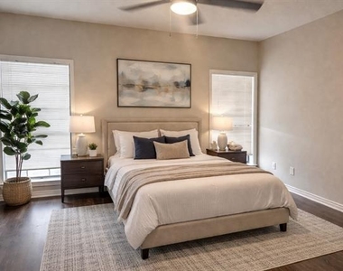 5620 Live Oak Street - Photo Thumbnail 4