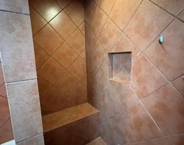 640 Harbor Drive - Photo Thumbnail 13