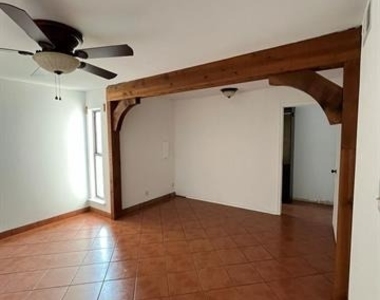640 Harbor Drive - Photo Thumbnail 18