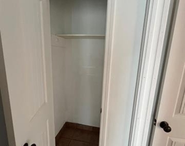 640 Harbor Drive - Photo Thumbnail 17
