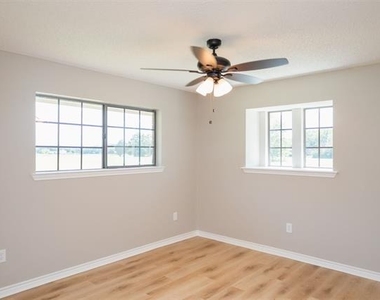 6373 Fm 2101 - Photo Thumbnail 26
