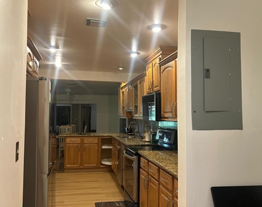 19112 W Lake Drive - Photo Thumbnail 6