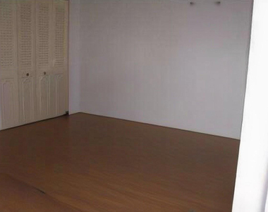 19112 W Lake Drive - Photo Thumbnail 15