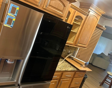 19112 W Lake Drive - Photo Thumbnail 5