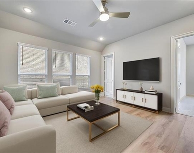 1716 Wimberley Drive - Photo Thumbnail 2