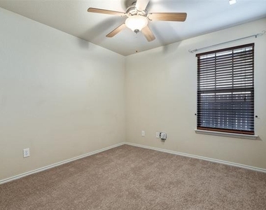 3917 Mantis Street - Photo Thumbnail 13