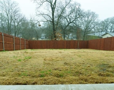 929 Jefferson Way - Photo Thumbnail 28