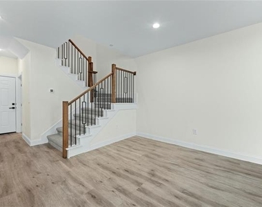 6238 Dewitt Street - Photo Thumbnail 4