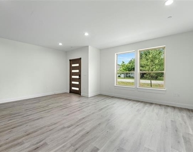 6238 Dewitt Street - Photo Thumbnail 1