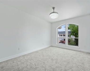 6238 Dewitt Street - Photo Thumbnail 16