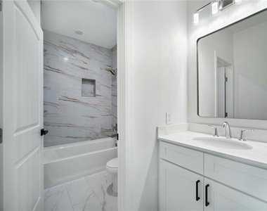 6238 Dewitt Street - Photo Thumbnail 15