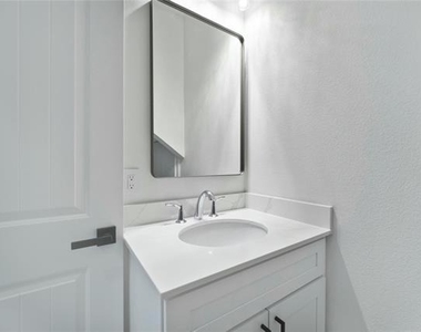 6238 Dewitt Street - Photo Thumbnail 7