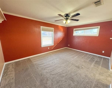 416 N Arizona Street - Photo Thumbnail 13