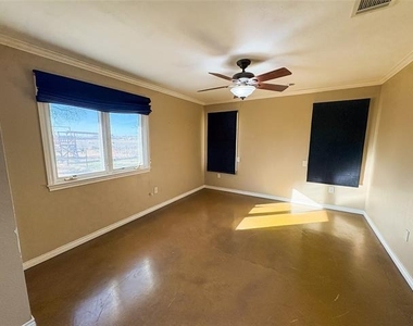 416 N Arizona Street - Photo Thumbnail 11