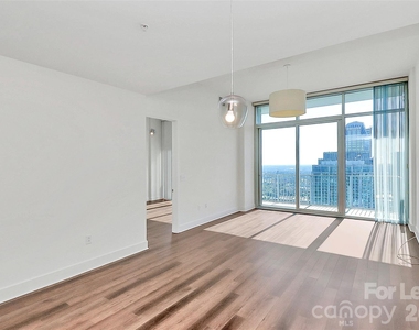 215 Pine Street N - Photo Thumbnail 13
